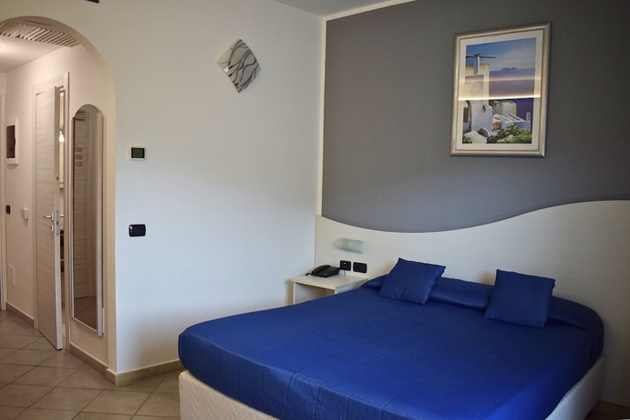 Imagen de la habitación del Hotel Carlton Riviera. Foto 2