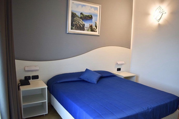 Imagen de la habitación del Hotel Carlton Riviera. Foto 3