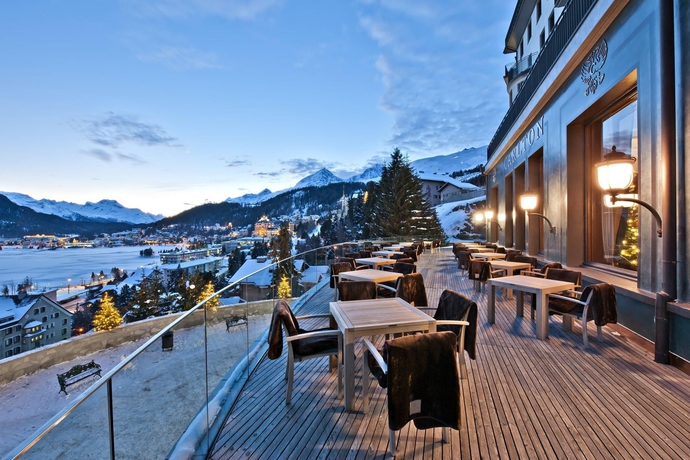 Imagen de los exteriores del Hotel Carlton St Moritz. Foto 16