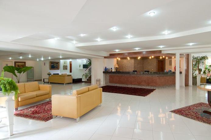 Imagen general del Hotel Carlton Su&iacute;tes Limeira. Foto 2