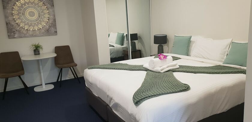 Imagen de la habitación del Hotel Carlton Suites, Goulburn. Foto 12