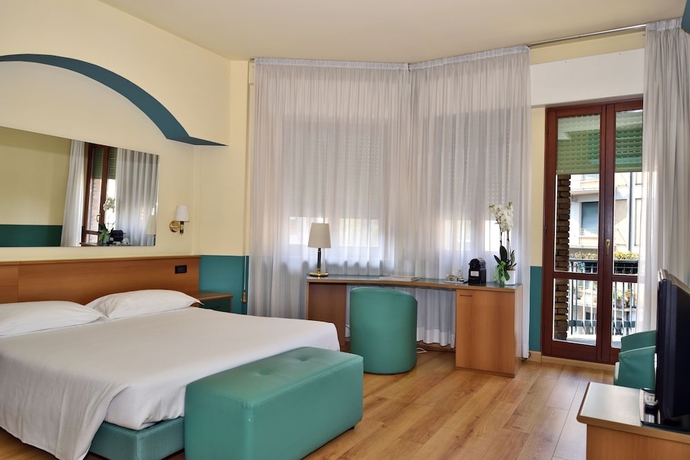 Imagen de la habitación del Hotel Carlton, Treviso. Foto 4