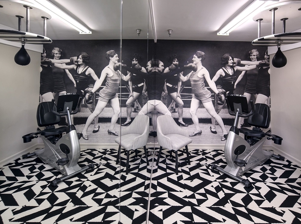 Imagen de los interiores del Hotel Carlyle Inn. Foto 16