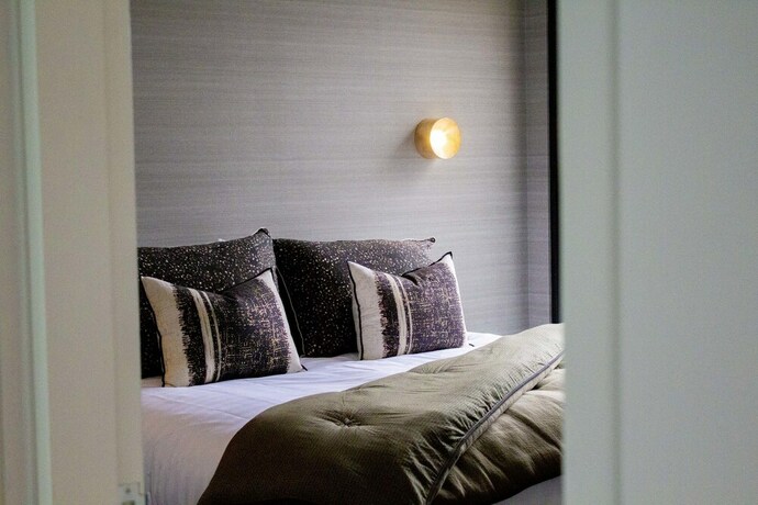 Imagen de la habitación del Hotel Carmel At Sorrento. Foto 26