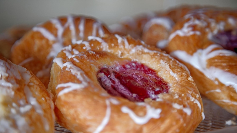 Imagen del bar/restaurante del Hotel Carmel Bay View Inn. Foto 4