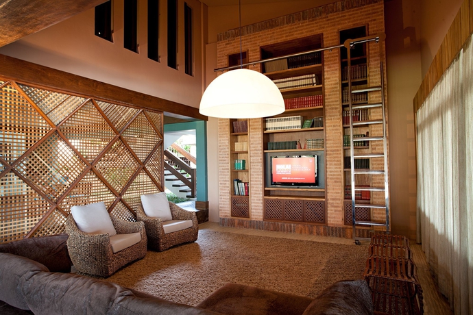 Imagen de los interiores del Hotel Carmel Charme Resort. Foto 11