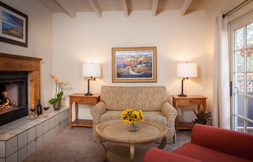 Imagen de la habitación del Hotel Carmel Country Inn. Foto 9