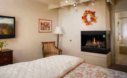 Imagen de la habitación del Hotel Carmel Country Inn. Foto 10