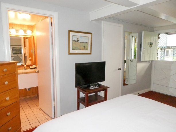 Imagen de la habitación del Hotel Carmel Fireplace Inn. Foto 12