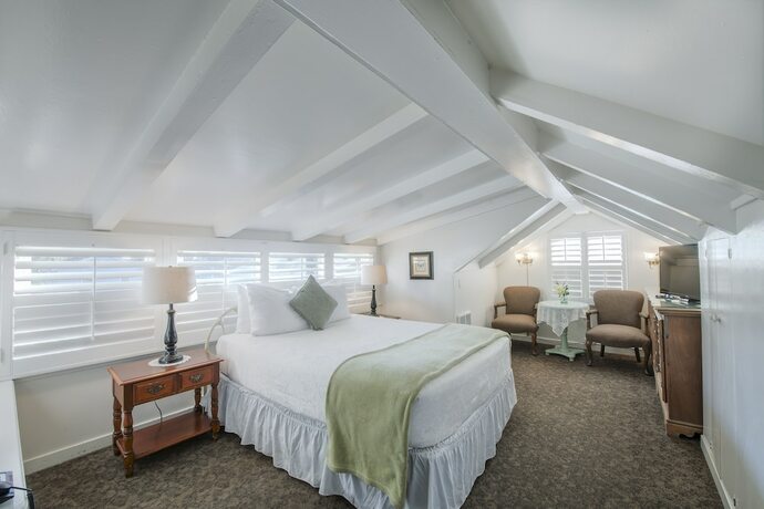 Imagen de la habitación del Hotel Carmel Green Lantern Inn. Foto 15