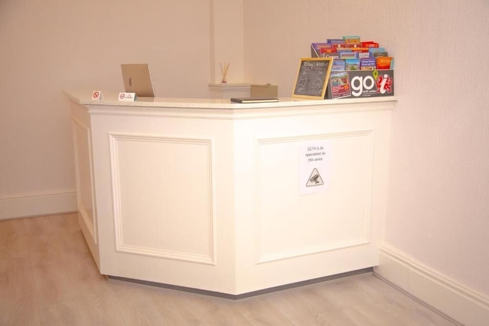 Imagen de los interiores del Hotel Carmel House. Foto 16