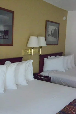 Imagen de la habitación del Hotel Carmel Inn and Suites, Thibodaux. Foto 7