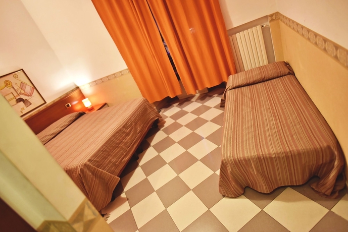 Imagen de la habitación del Hotel Carmel Roma. Foto 6