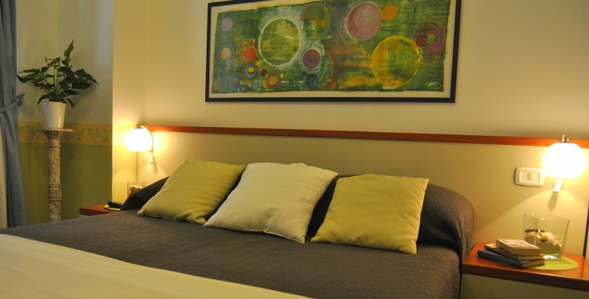 Imagen de la habitación del Hotel Carmel Roma. Foto 10