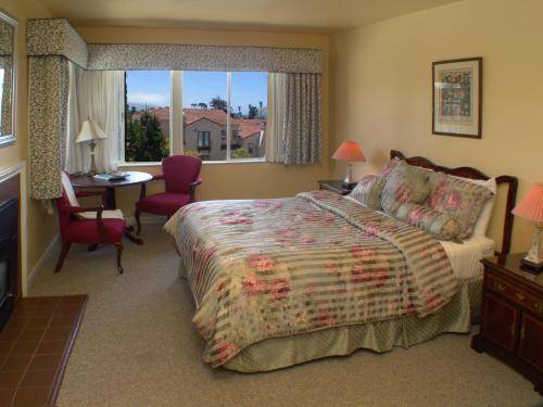 Imagen de la habitación del Hotel Carmel Wayfarer Inn. Foto 2