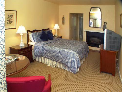 Imagen de la habitación del Hotel Carmel Wayfarer Inn. Foto 5