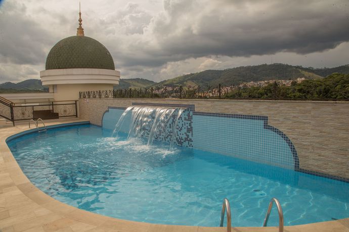 Imagen de la piscina del Hotel Carmen Palace. Foto 18