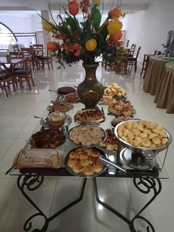 Imagen del bar/restaurante del Hotel Carmen Palace. Foto 4