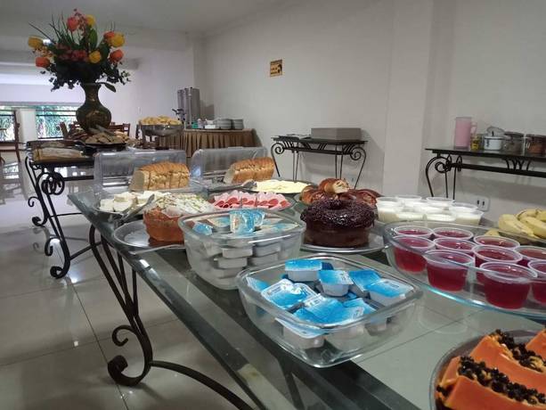 Imagen del bar/restaurante del Hotel Carmen Palace. Foto 6