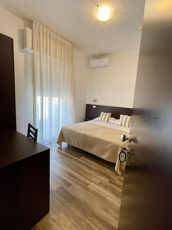 Imagen de la habitación del Hotel Carmen, Riccione. Foto 8
