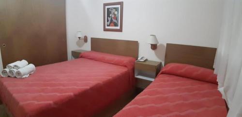 Imagen de la habitación del Hotel Carmen, San Bernardo. Foto 9