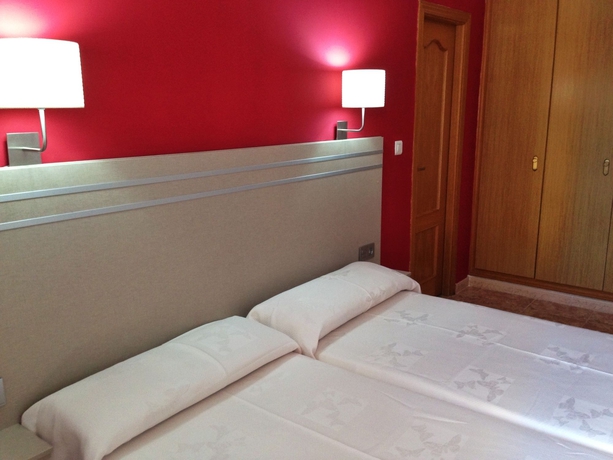 Imagen de la habitación del Hotel Carmen Teresa. Foto 9