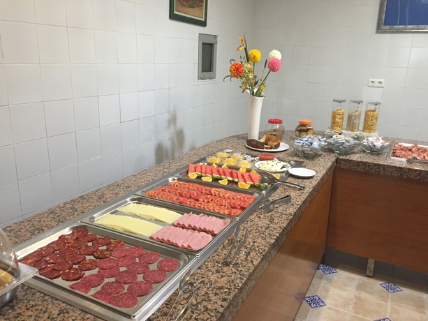 Imagen del bar/restaurante del Hotel Carmen Teresa. Foto 4