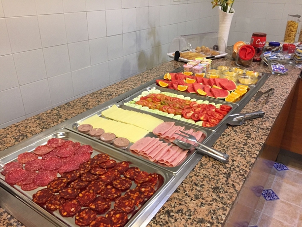 Imagen del bar/restaurante del Hotel Carmen Teresa. Foto 5