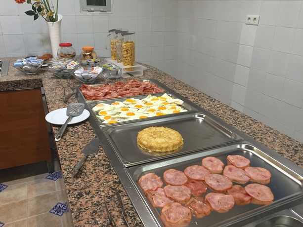 Imagen del bar/restaurante del Hotel Carmen Teresa. Foto 6