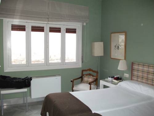 Imagen de la habitación del Hotel Carmen de la Alcubilla del Caracol. Foto 7