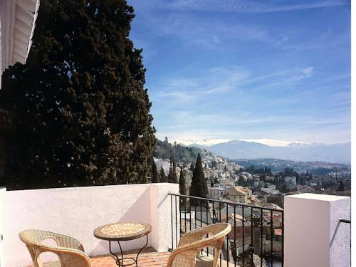 Imagen de la habitación del Hotel Carmen de la Alcubilla del Caracol. Foto 9