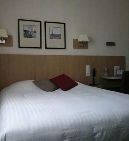 Imagen de la habitación del Hotel Carmin. Foto 4