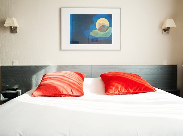 Imagen de la habitación del Hotel Carmin. Foto 10