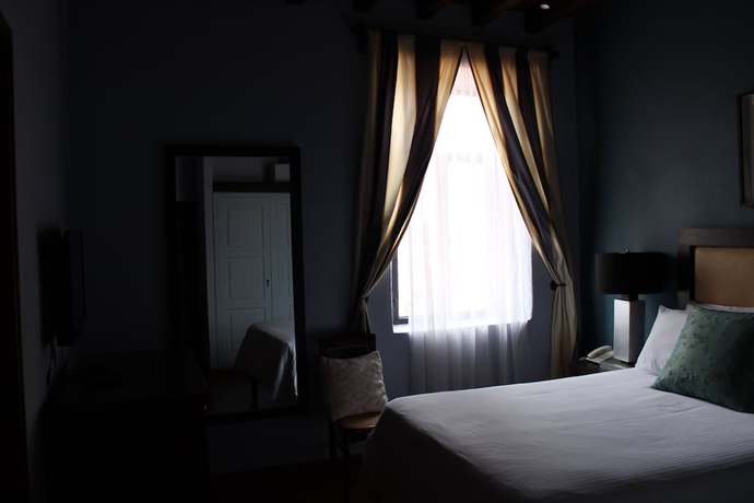 Imagen de la habitación del Hotel Carmina. Foto 10