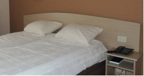 Imagen de la habitación del Hotel Carnac. Foto 5