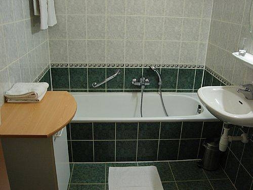 Imagen de la habitación del Hotel Carnac. Foto 7