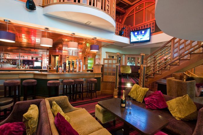 Imagen del bar/restaurante del Hotel Carnegie Court. Foto 2