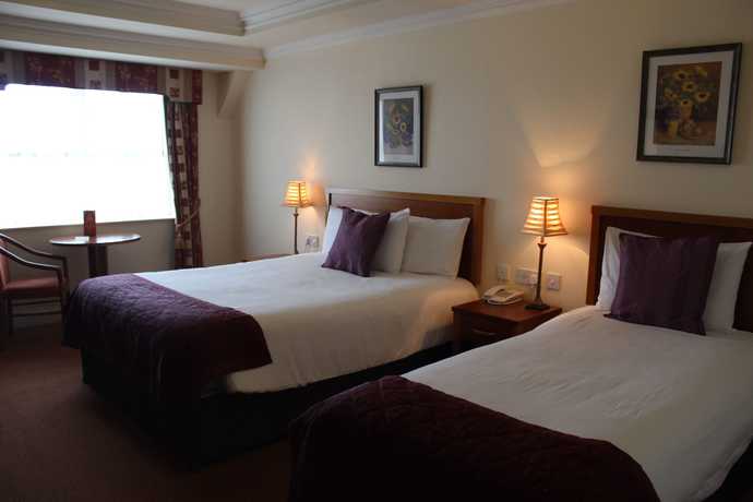 Imagen de la habitación del Hotel Carnegie Court. Foto 10