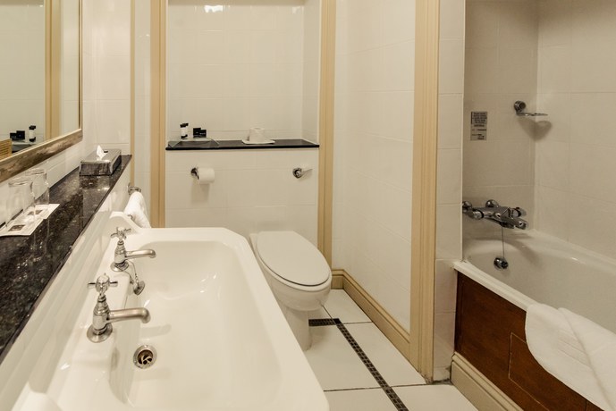 Imagen de la habitación del Hotel Carnegie Court. Foto 12