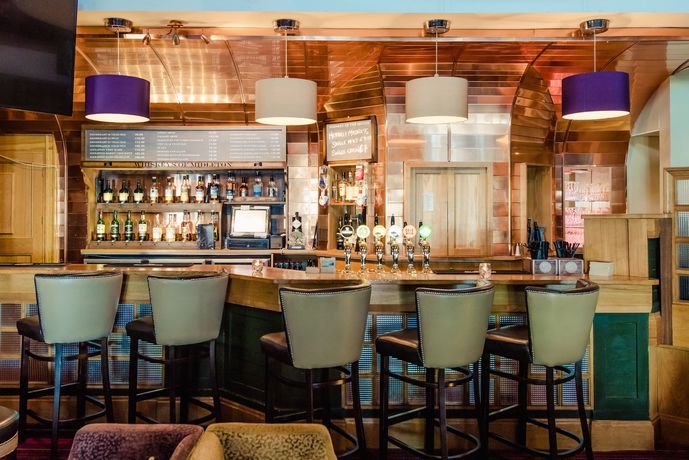 Imagen del bar/restaurante del Hotel Carnegie Court. Foto 5