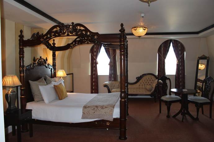 Imagen de la habitación del Hotel Carnegie Court. Foto 13