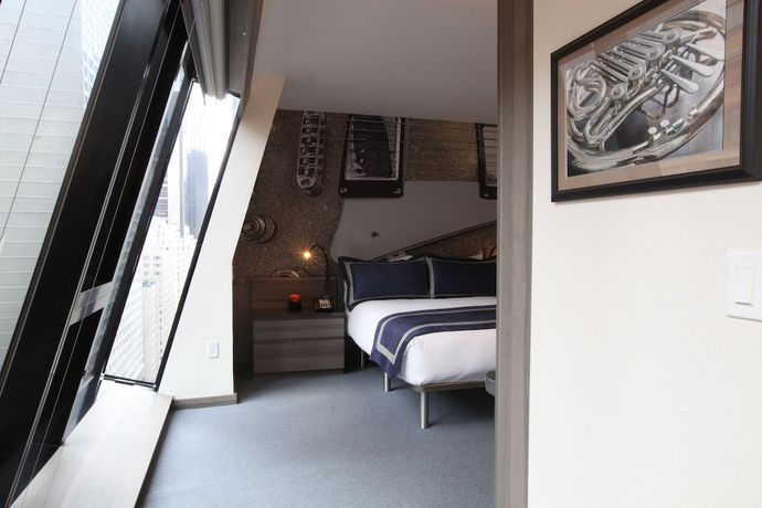 Imagen de la habitación del Hotel Carnegie. Foto 14