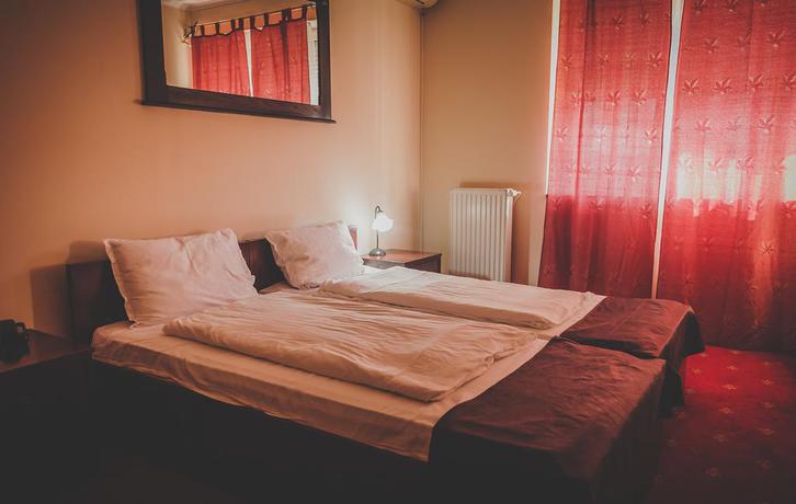 Imagen de la habitación del Hotel Carnival, Oradea. Foto 4