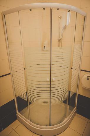 Imagen de los interiores del Hotel Carnival, Oradea. Foto 7