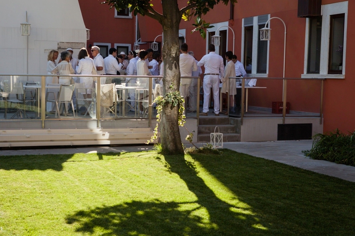 Imagen de los exteriores del Hotel Carnival Palace. Foto 7