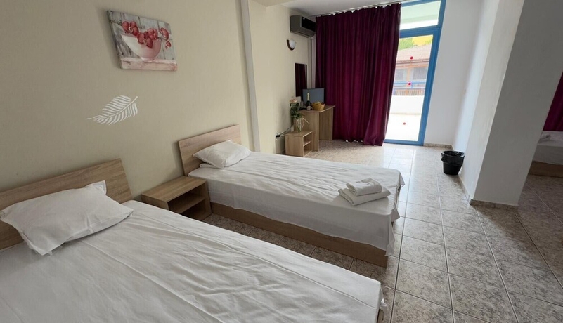 Imagen de la habitación del Hotel Carnival, Varna / Mar Negro. Foto 8