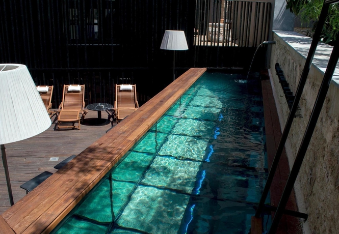 Imagen de los exteriores del Hotel Caro, Valencia. Foto 16