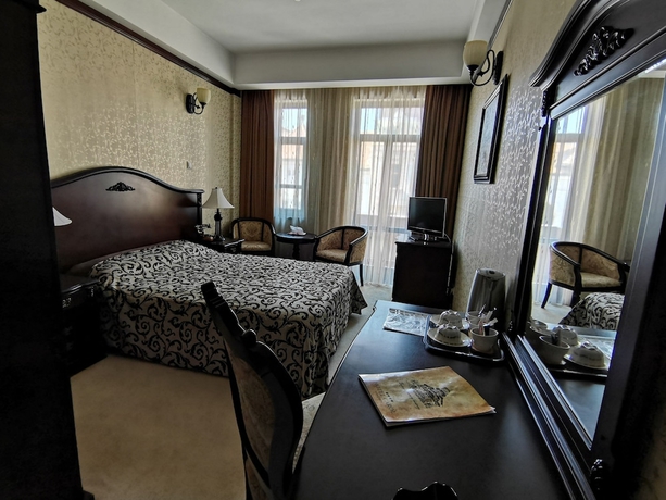 Imagen de la habitación del Hotel Carol Constanta. Foto 5