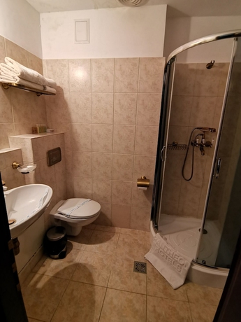 Imagen de la habitación del Hotel Carol Constanta. Foto 15