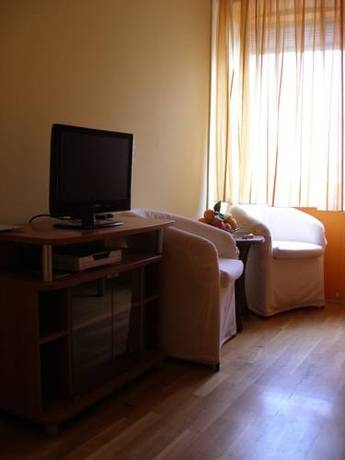 Imagen general del Hotel Carol Rooms. Foto 2